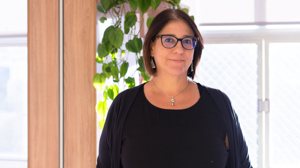 Renata Maffezoli, diretora do Sindicato dos Jornalistas Profissionais do DF e do integrante Coletivo de Mulheres Jornalistas do DF. Foto: Eline Luz
